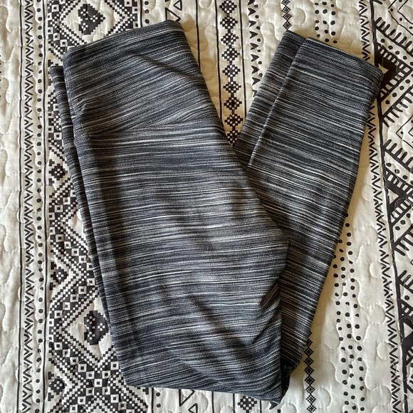 Lululemon Align Crop 21” - Picture 3 of 4